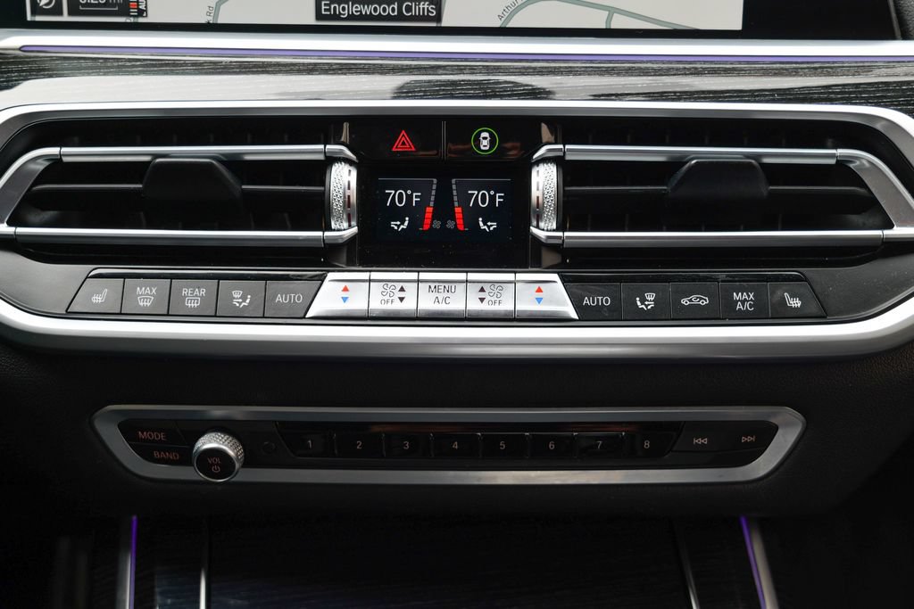 Used 2021 BMW X7 xDrive40i w/ M Sport Package AWD/4WD image 58