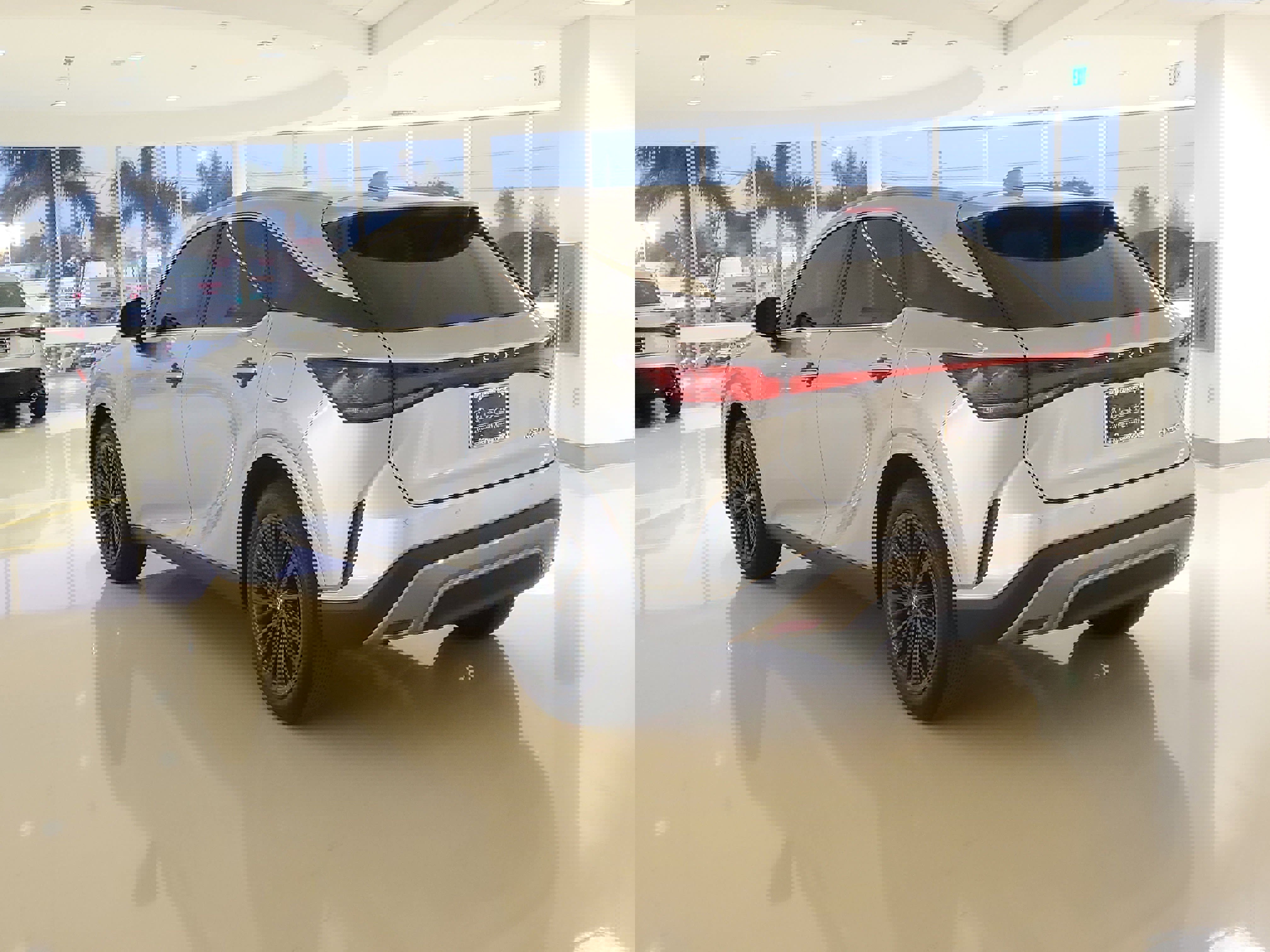 Used 2025 Lexus RX 350 Premium w/ Convenience Package image 8