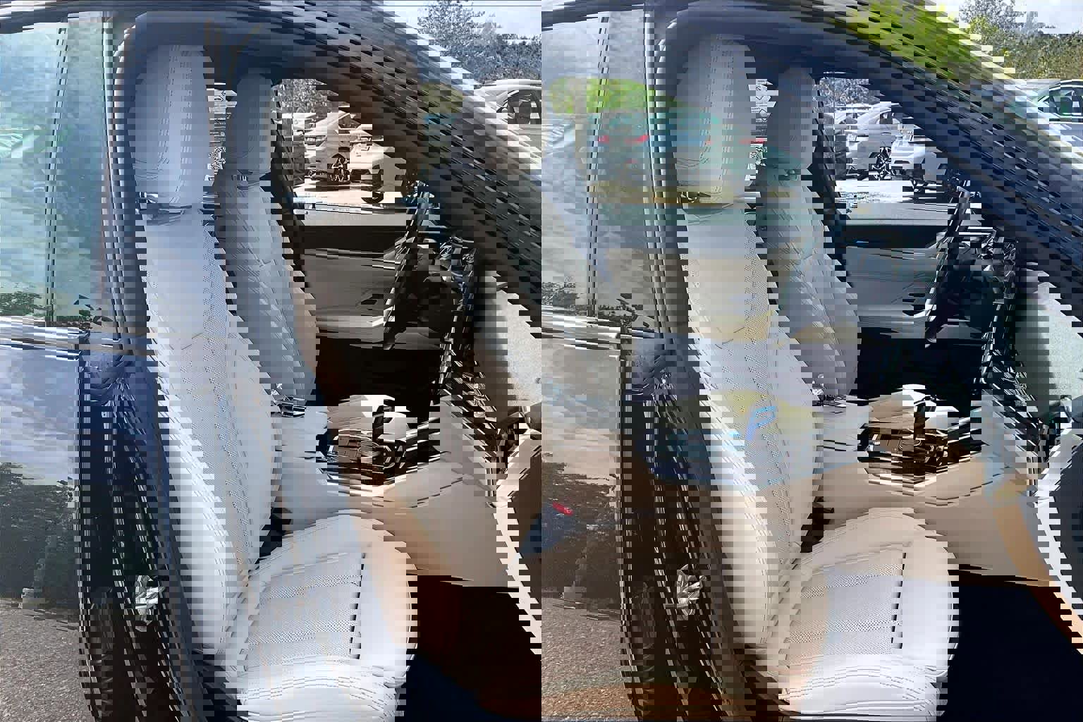 Certified 2023 BMW i4 eDrive35 w/ Premium Package image 8