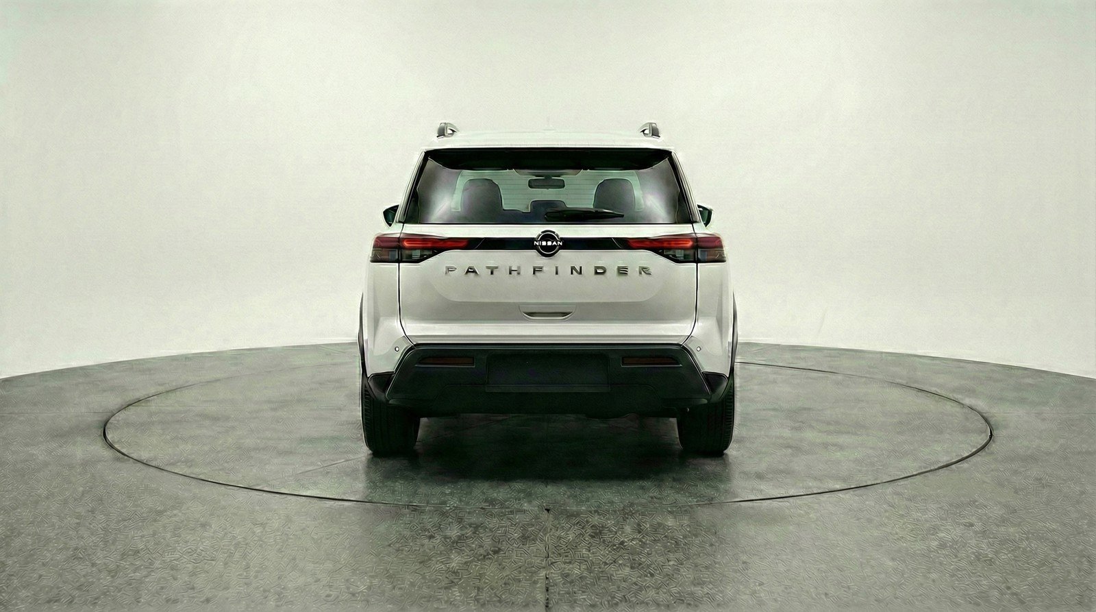 Used 2025 Nissan Pathfinder SV image 7