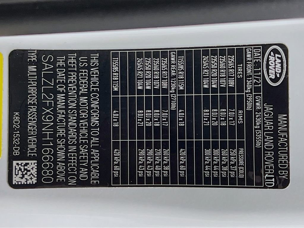 Used 2022 Land Rover Range Rover Evoque R-Dynamic SE image 34