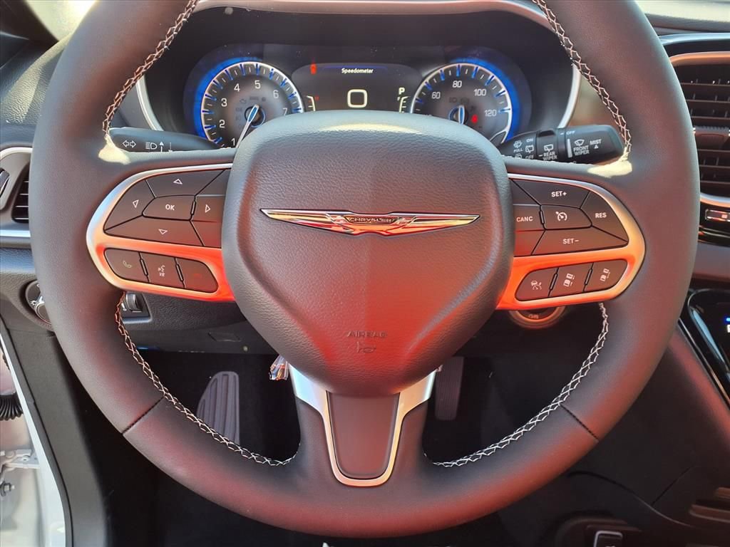 New 2026 Chrysler Voyager LX image 13