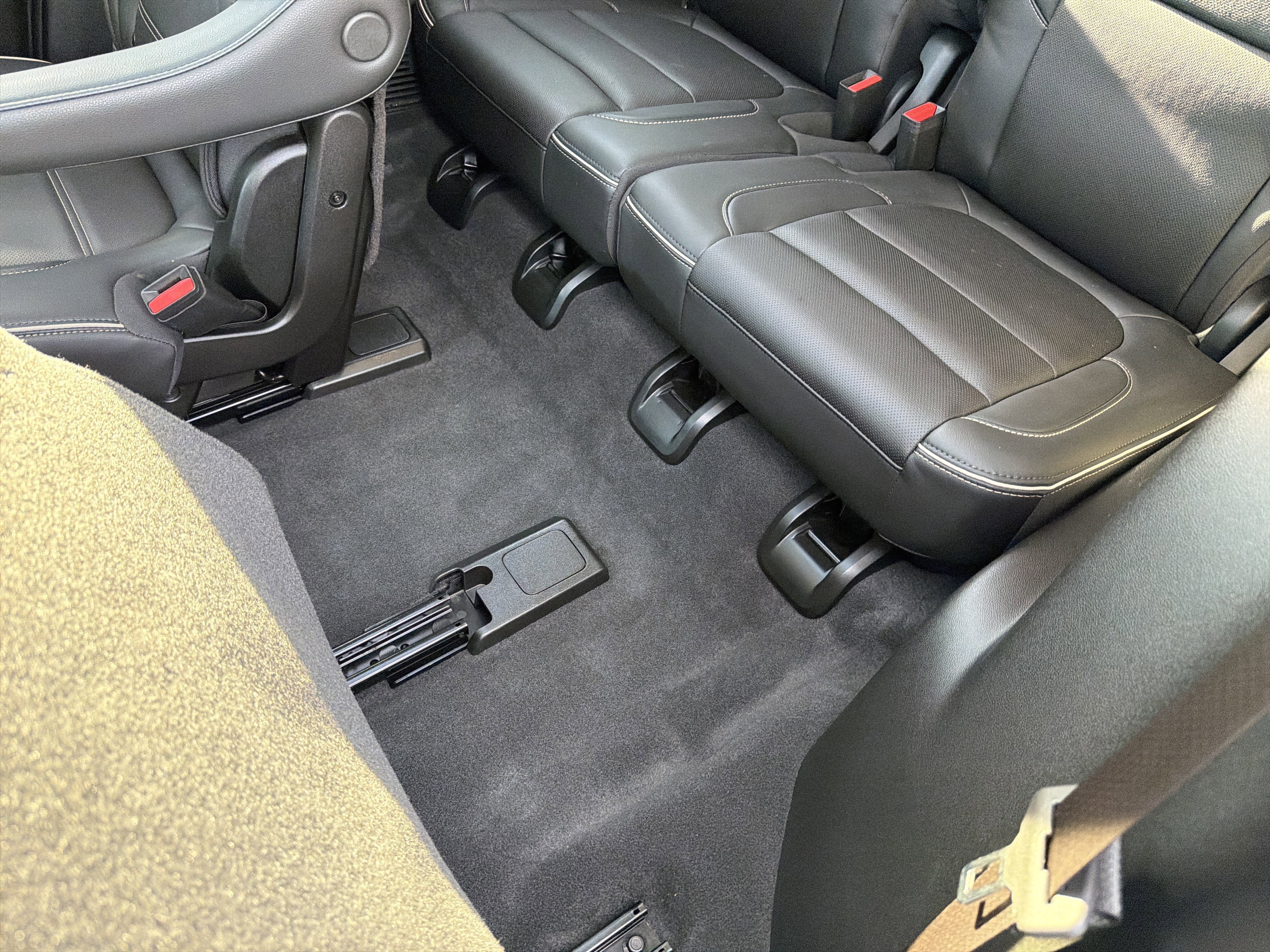 Used 2023 GMC Acadia Denali w/ Denali Technology Package image 77