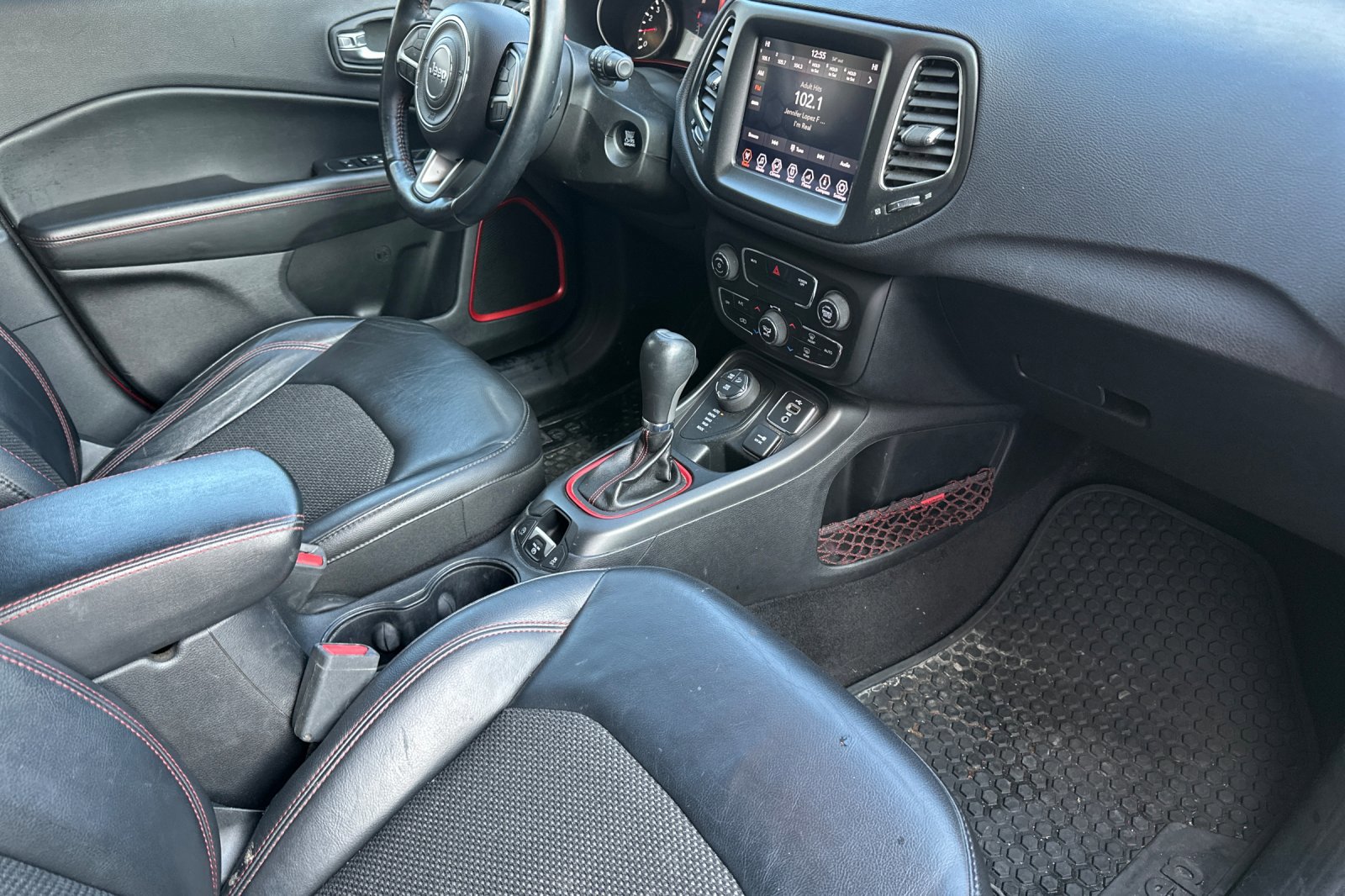 Used 2018 Jeep Compass Trailhawk image 19