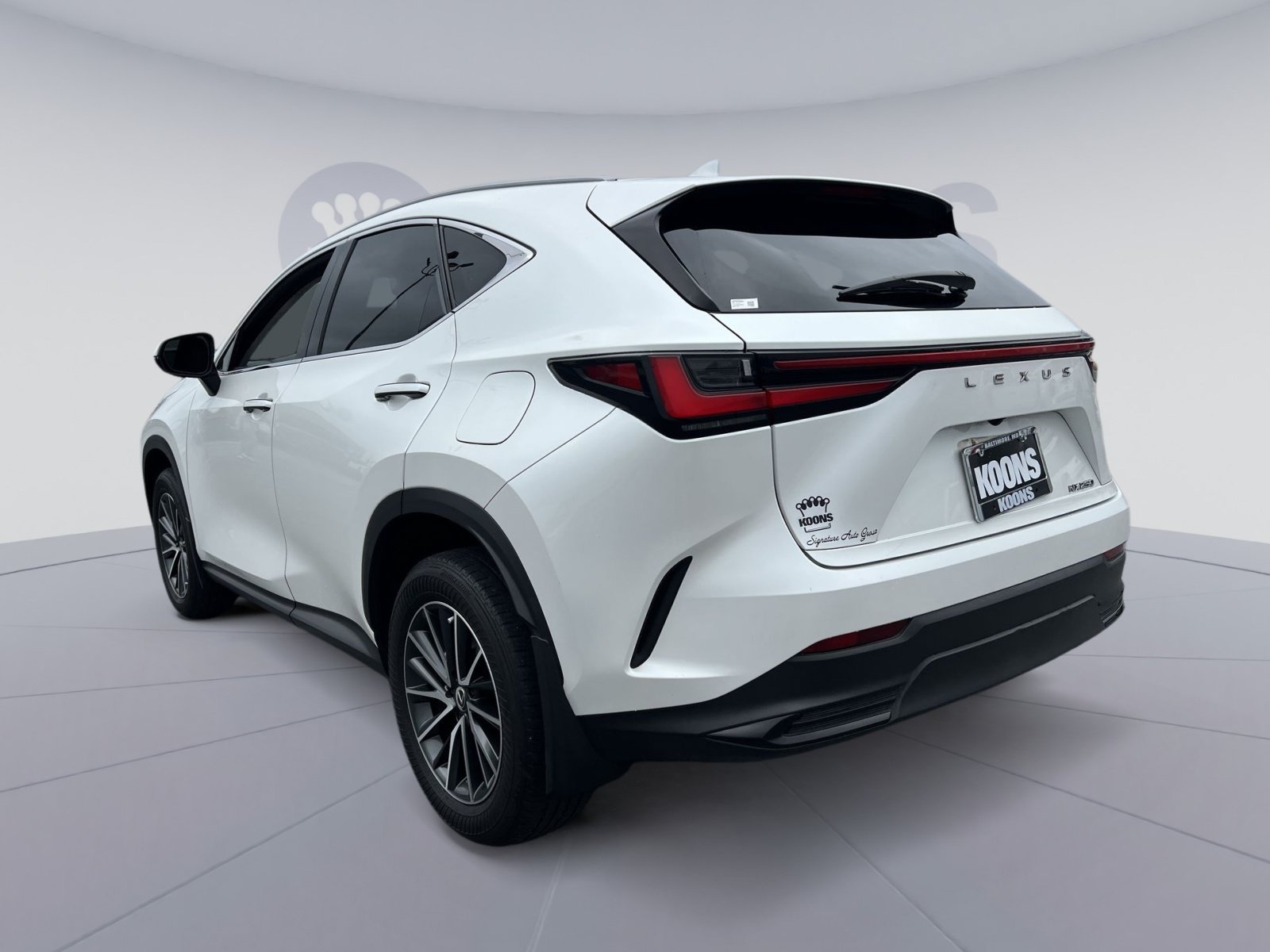 Used 2024 Lexus NX 250 FWD w/ Cold Area Package image 4