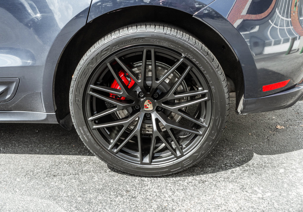 Used 2022 Porsche Macan GTS w/ Premium Package Plus AWD/4WD image 34