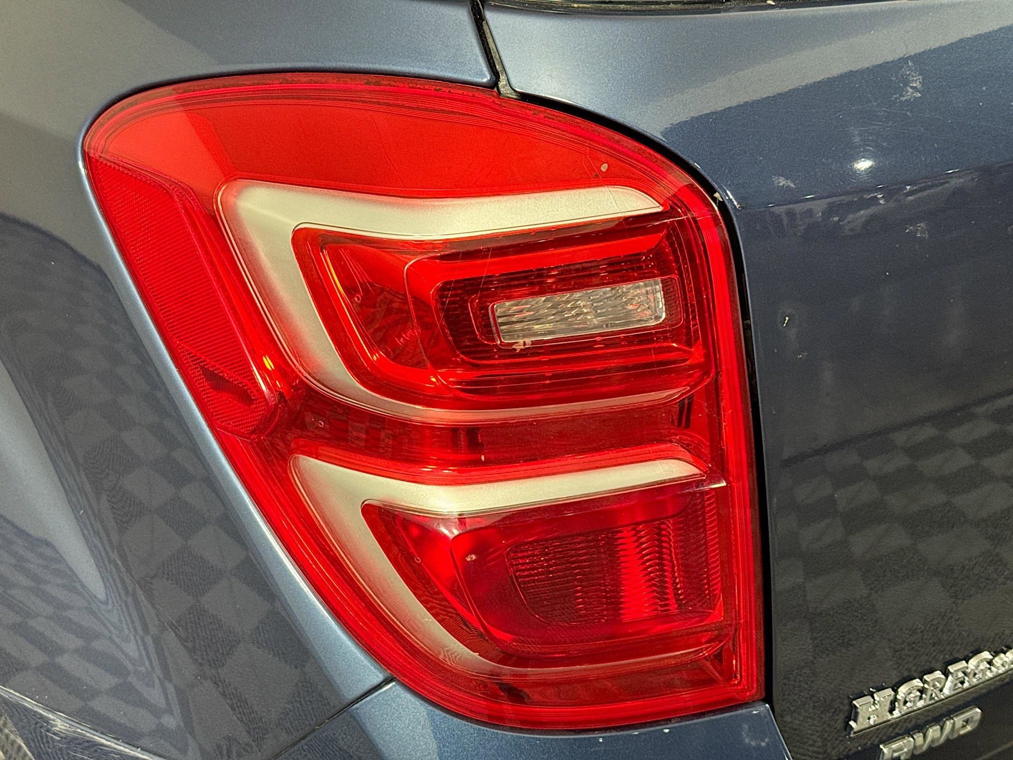 Used 2016 Chevrolet Equinox LT w/ Convenience Package image 34