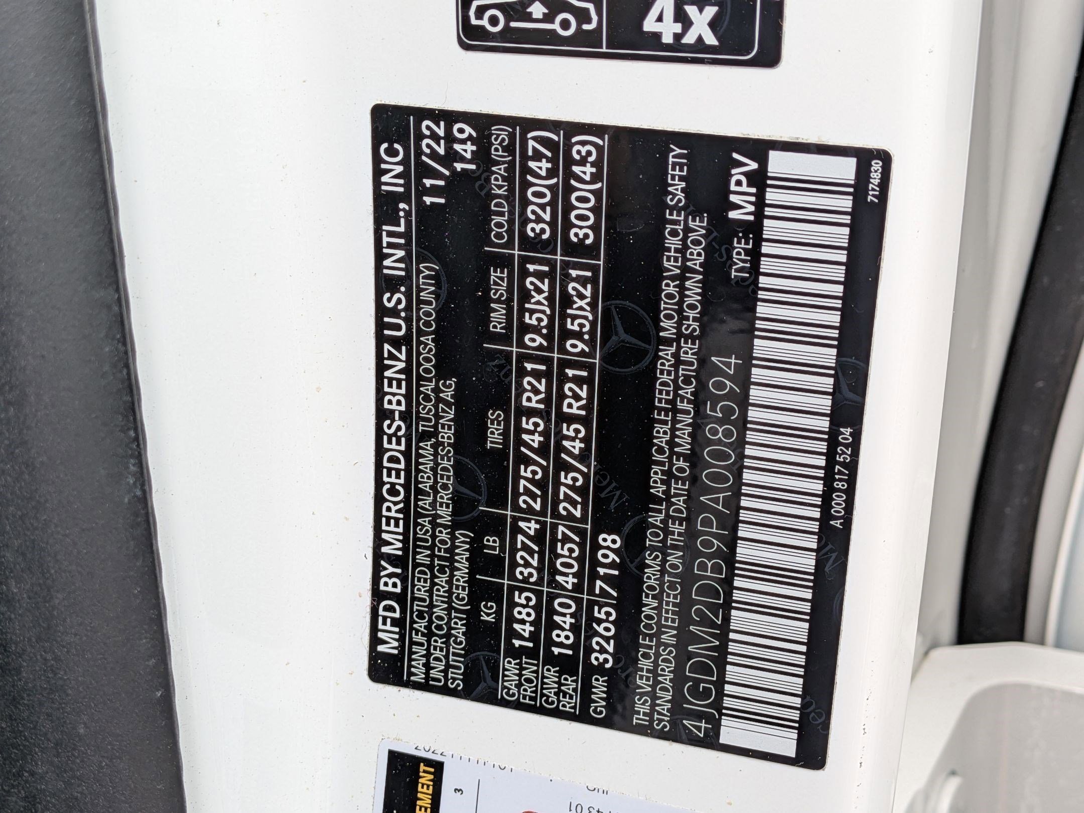Used 2023 Mercedes-Benz EQS 450+ SUV image 34