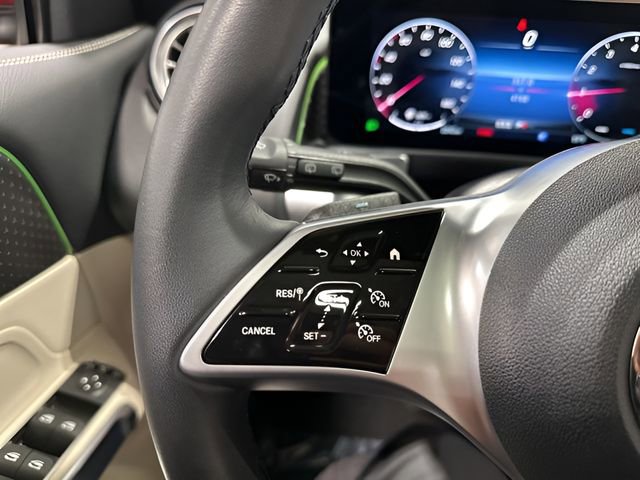 Used 2025 Mercedes-Benz GLB 250 GLB 250 image 19