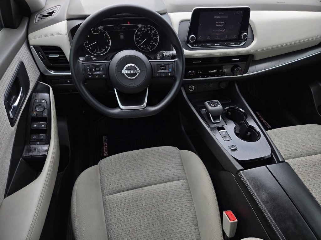 Certified 2023 Nissan Rogue SV FWD image 15