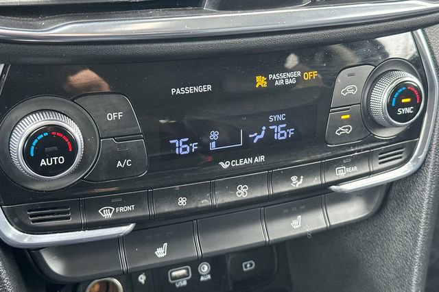 Used 2020 Hyundai Santa Fe SEL w/ Convenience + Premium Package image 19