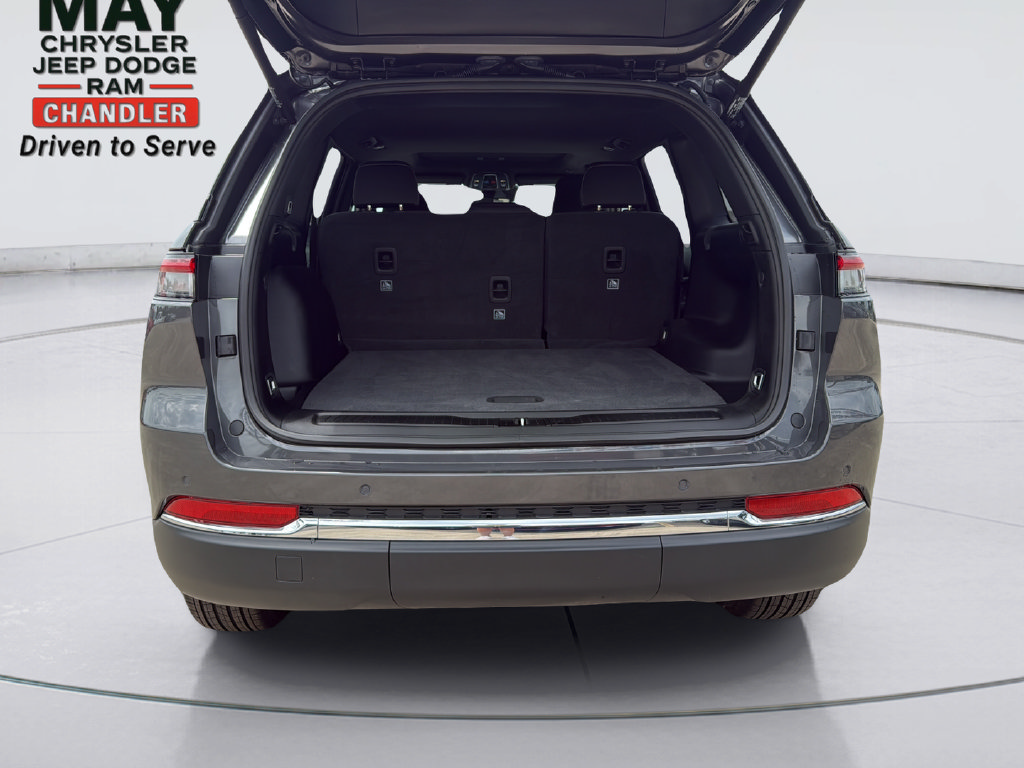 New 2026 Jeep Grand Cherokee Laredo X AWD/4WD image 13