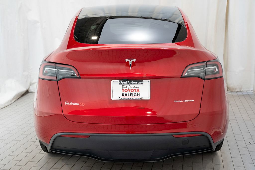 Used 2023 Tesla Model Y Long Range AWD/4WD image 4