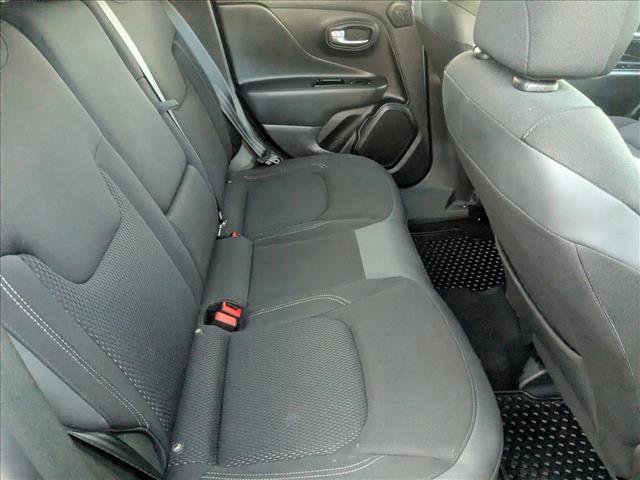 Used 2022 Jeep Renegade Altitude w/ Sun/Sound Group image 21