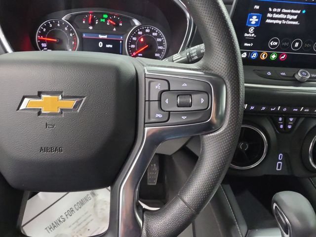 Used 2025 Chevrolet Blazer LT AWD/4WD image 17
