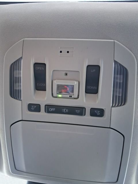 Used 2021 Toyota Highlander XLE image 32