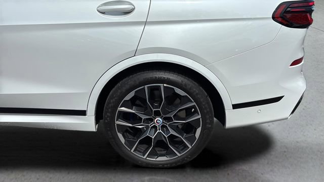 Used 2023 BMW X7 M60i w/ Executive Package AWD/4WD image 38