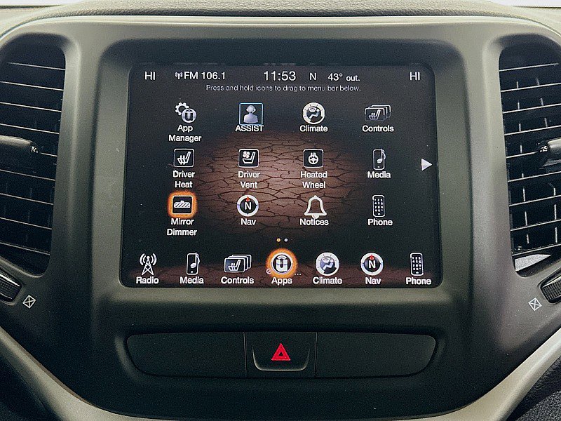 Used 2015 Jeep Cherokee Limited w/ Luxury Group AWD/4WD image 14