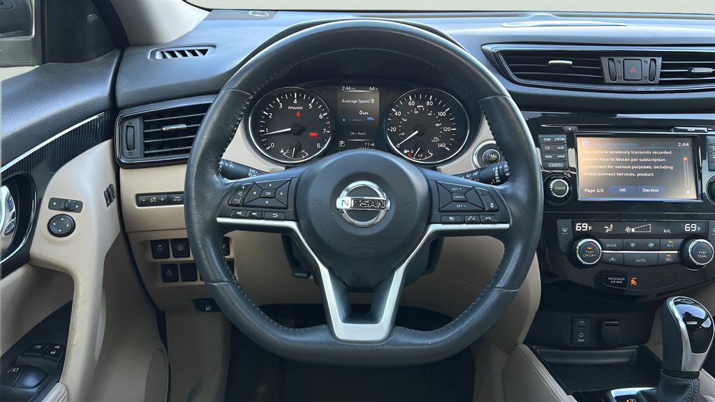 Used 2017 Nissan Rogue SL w/ SL Premium Package image 24