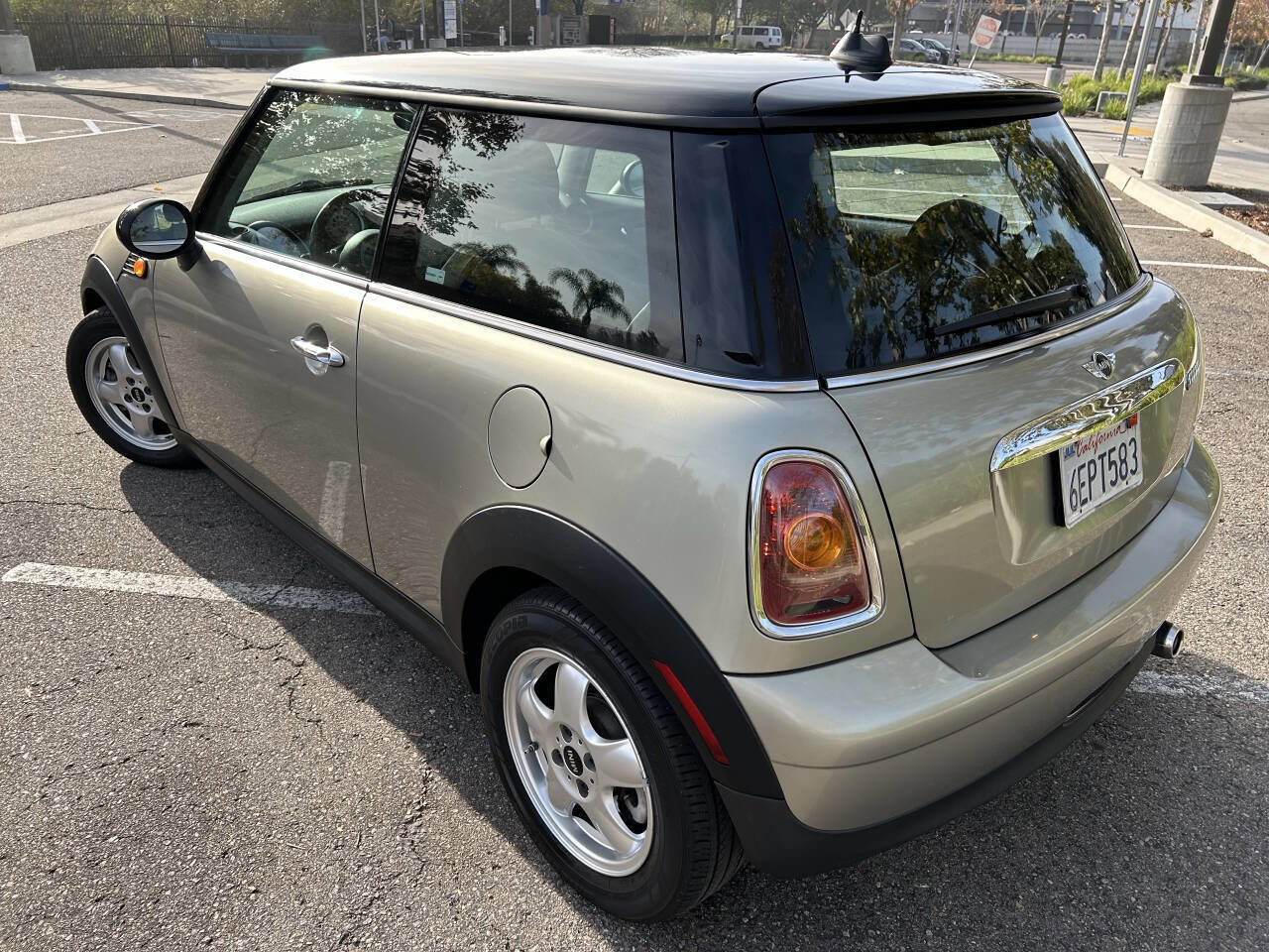 Used 2008 MINI Cooper Hardtop image 5