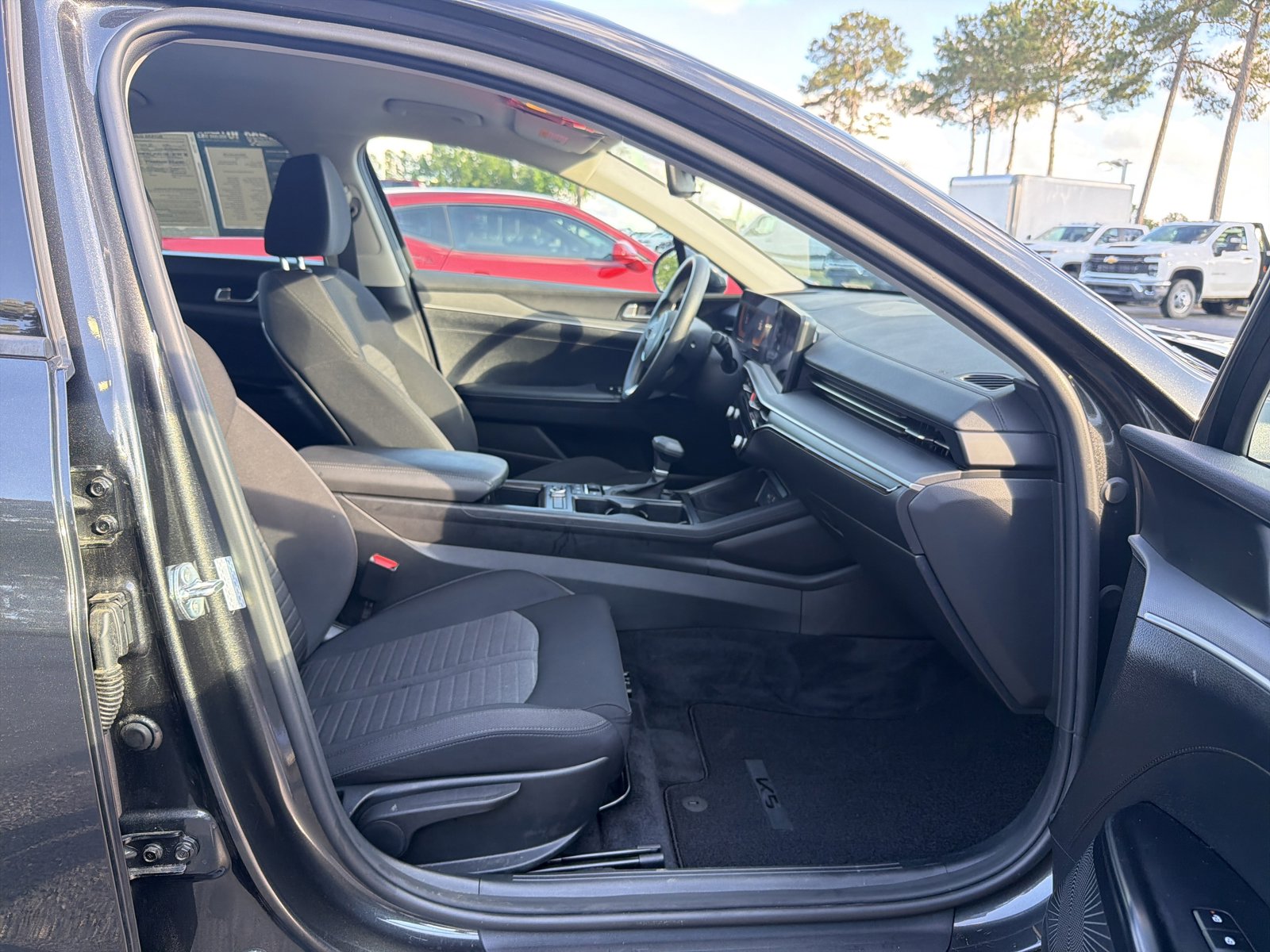 Used 2025 Kia K5 LXS FWD image 31