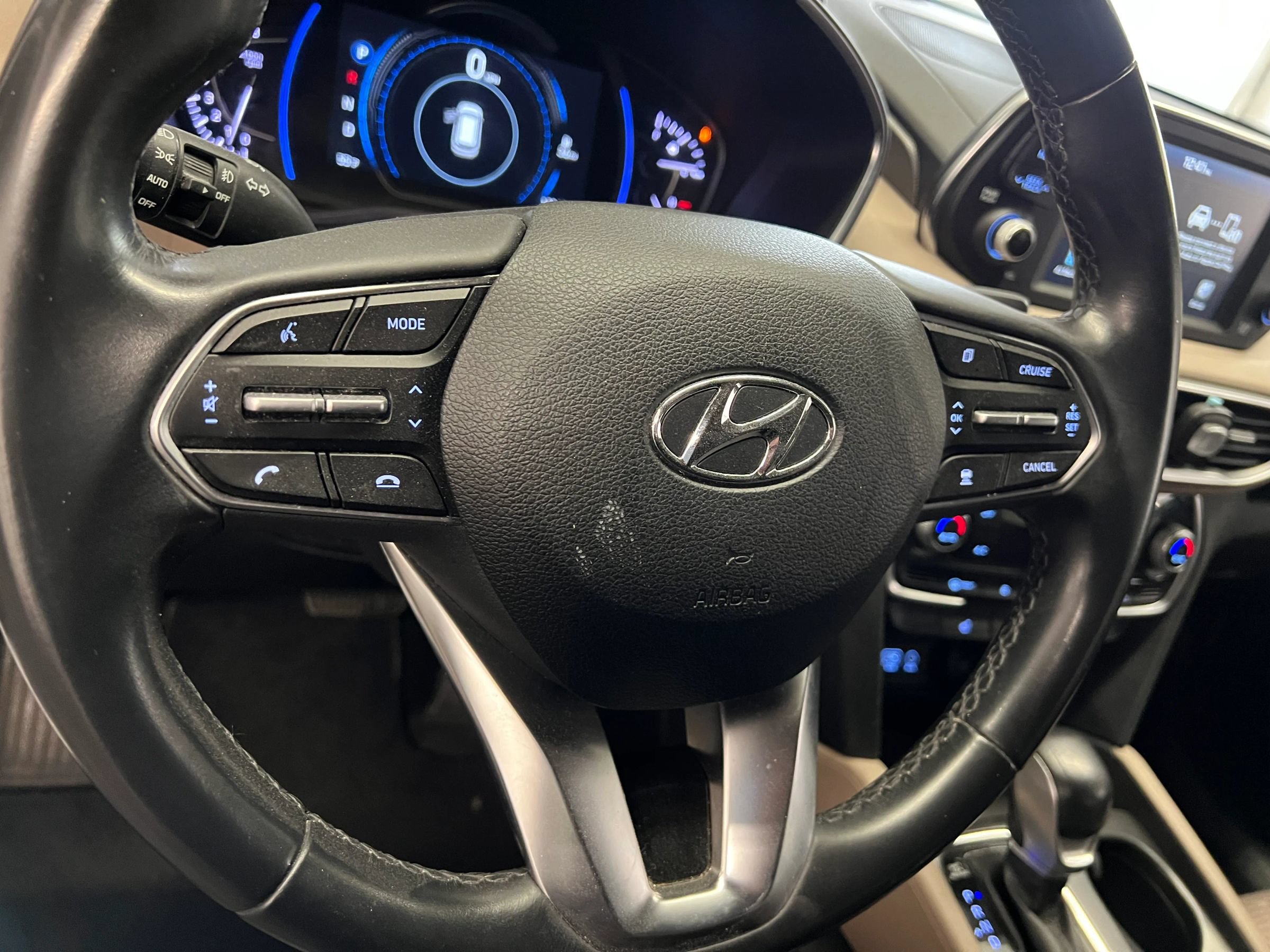 Used 2019 Hyundai Santa Fe SEL AWD/4WD image 20