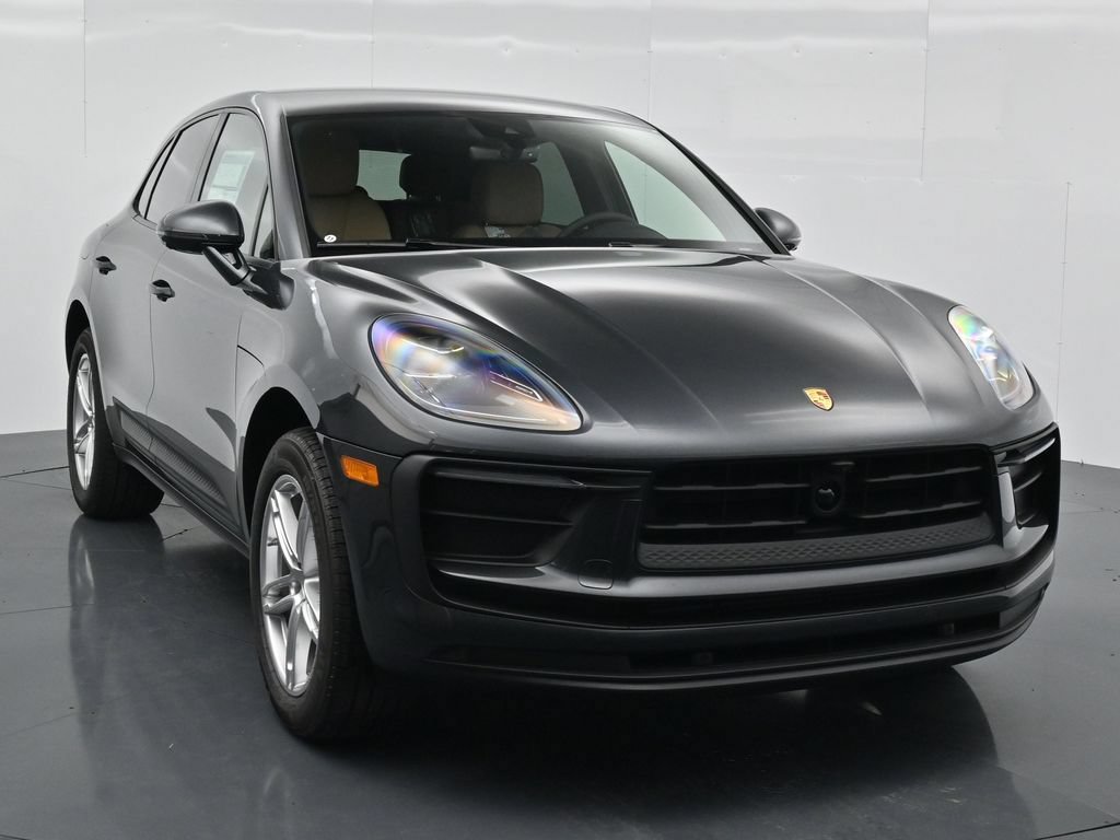 New 2026 Porsche Macan AWD/4WD image 9