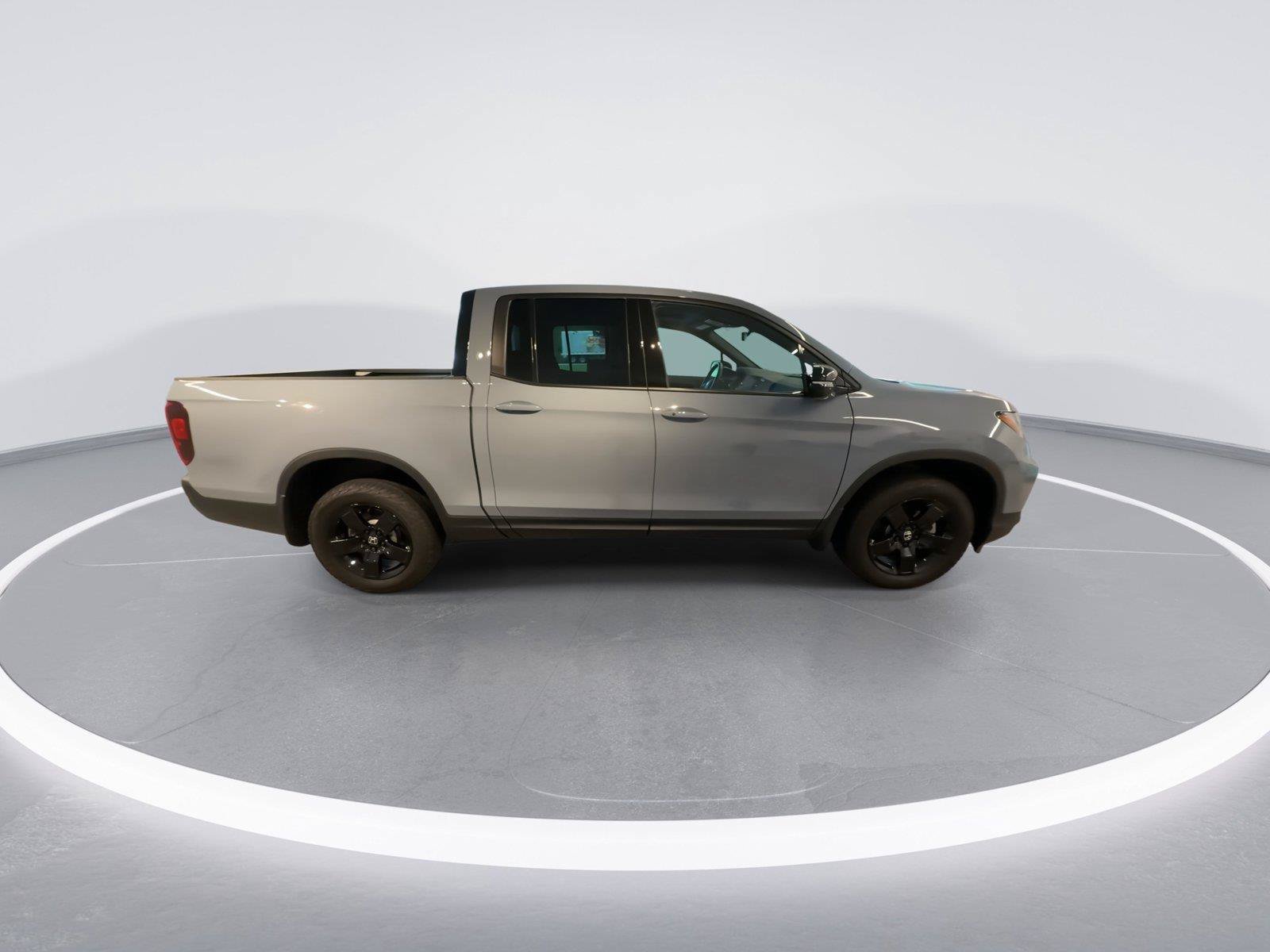 Used 2024 Honda Ridgeline Black Edition image 8
