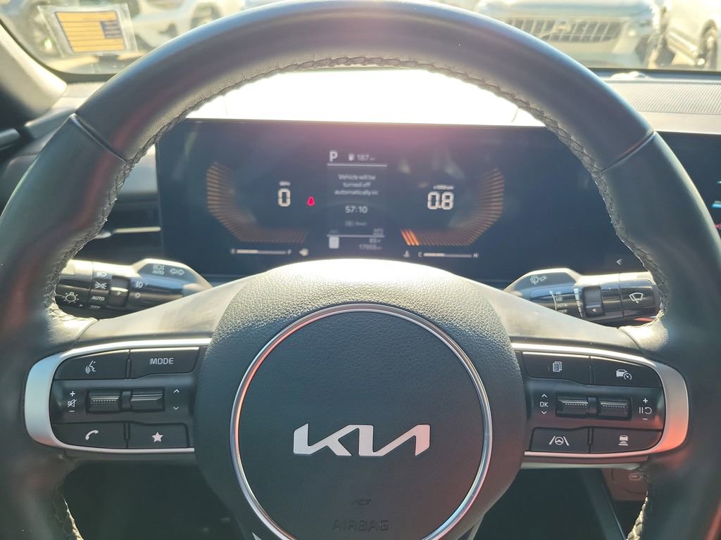 Used 2025 Kia K5 GT-Line w/ GT-Line Premium Package FWD image 25