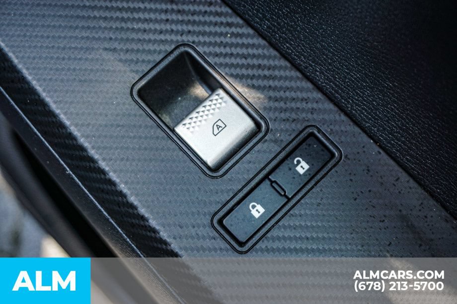 Used 2024 Mitsubishi Outlander SE FWD image 54