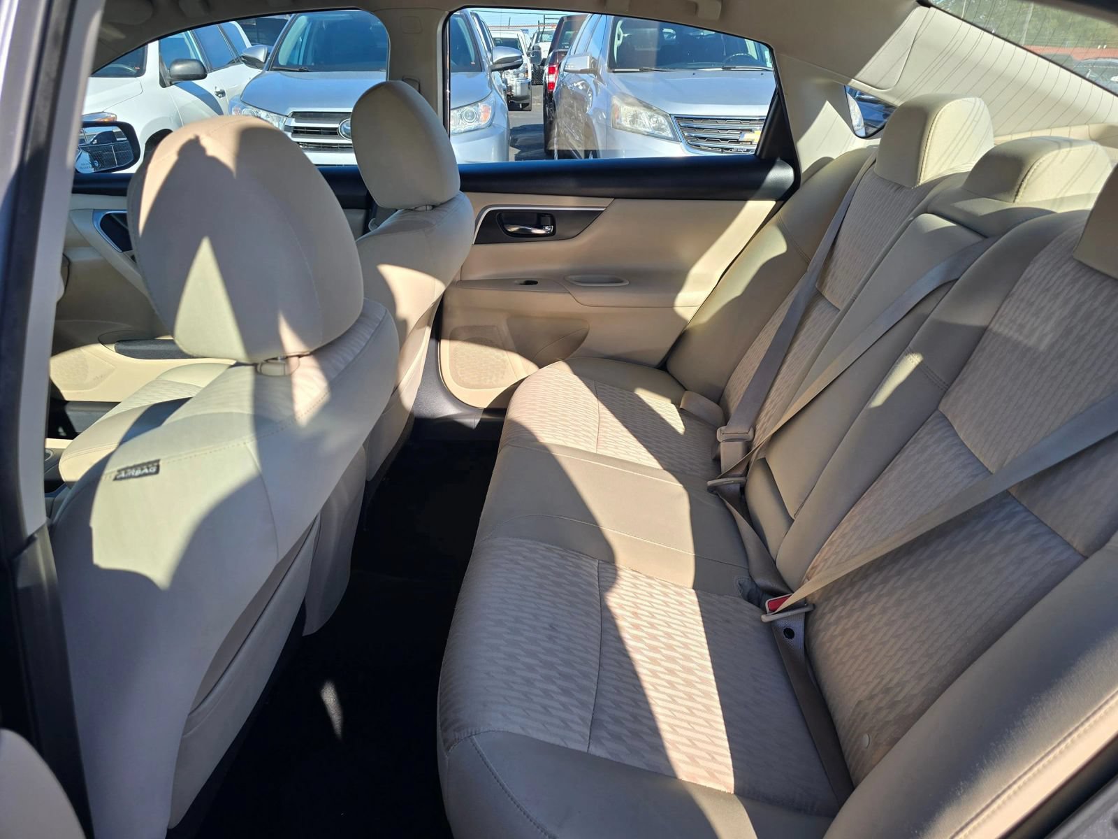 Used 2016 Nissan Altima 2.5 SV FWD image 17
