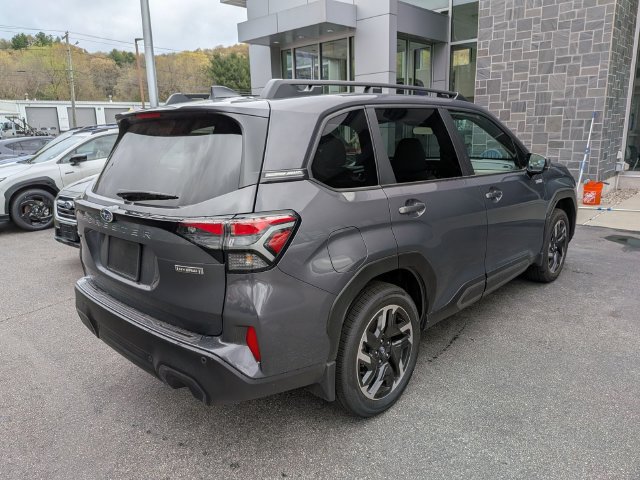 Used 2025 Subaru Forester Limited AWD/4WD image 3
