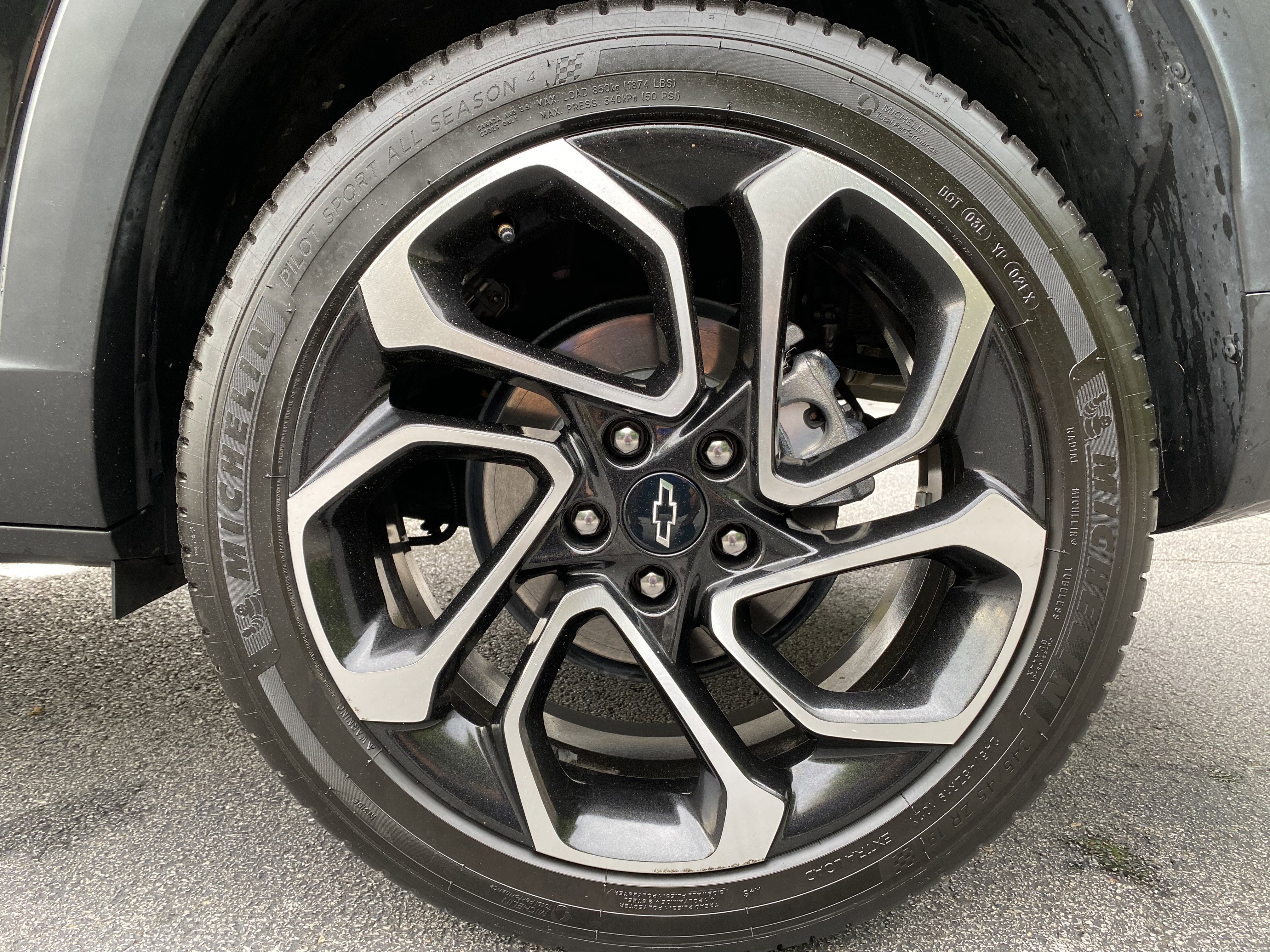 Used 2024 Chevrolet Trax RS FWD image 38