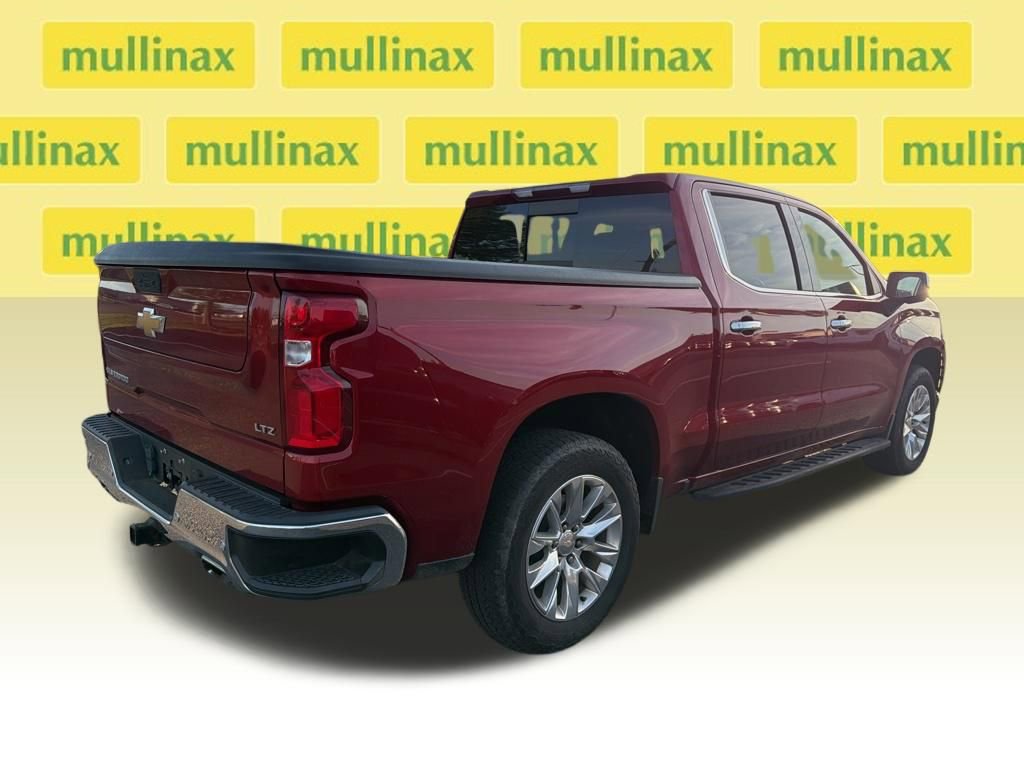 Used 2021 Chevrolet Silverado 1500 LTZ w/ Z71 Off-Road Package image 9