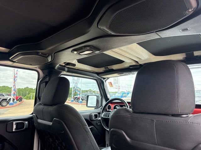 Used 2018 Jeep Wrangler Unlimited Rubicon AWD/4WD image 35