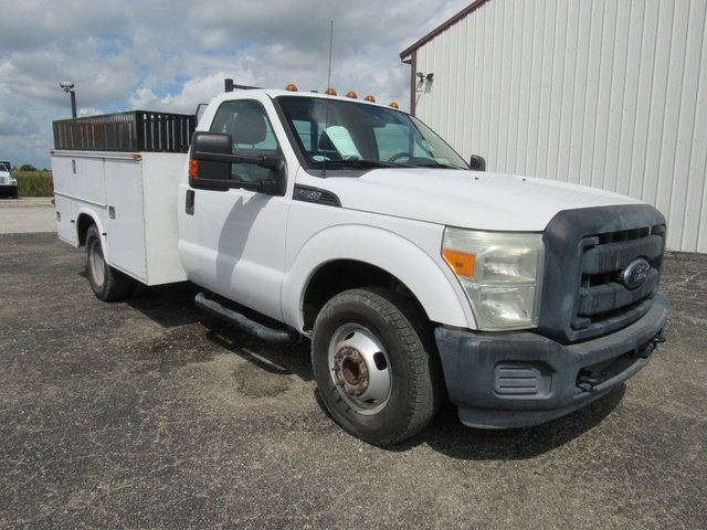 Used 2014 Ford F350 XL w/ Power Equipment Group RWD image 9