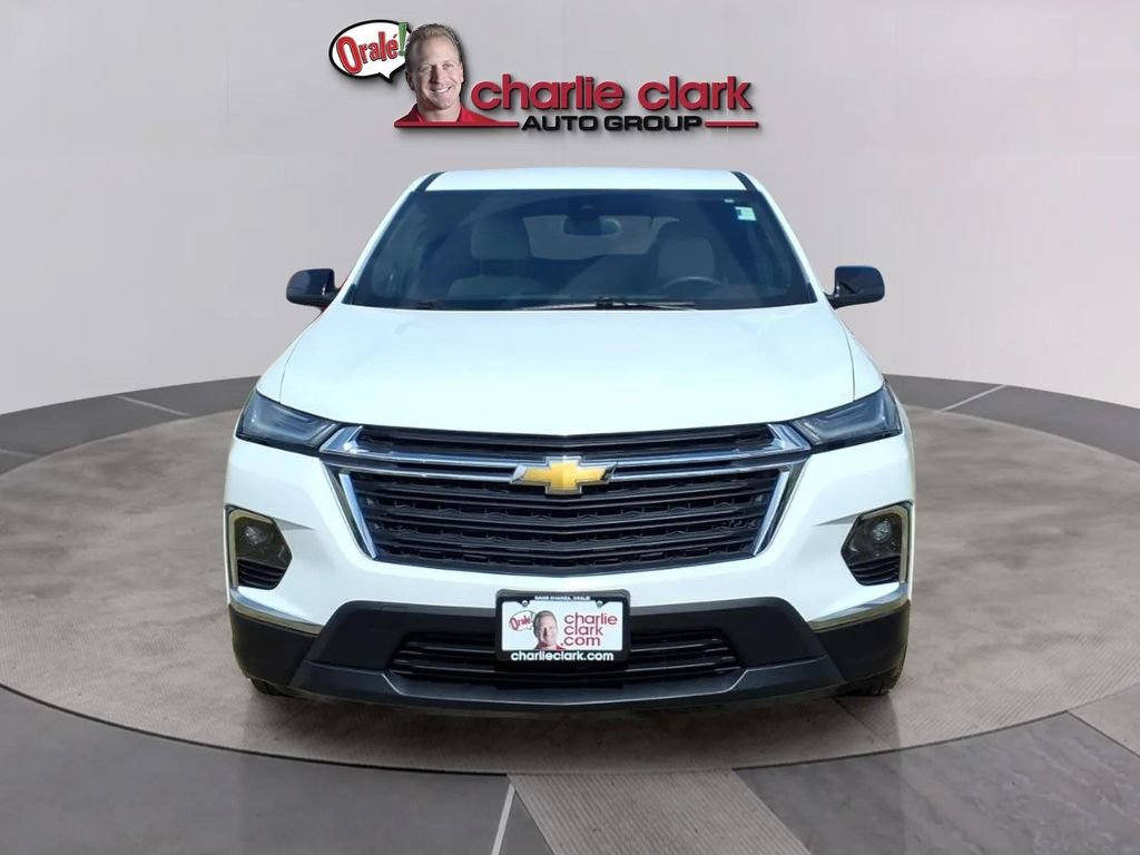 Used 2023 Chevrolet Traverse LS FWD image 8