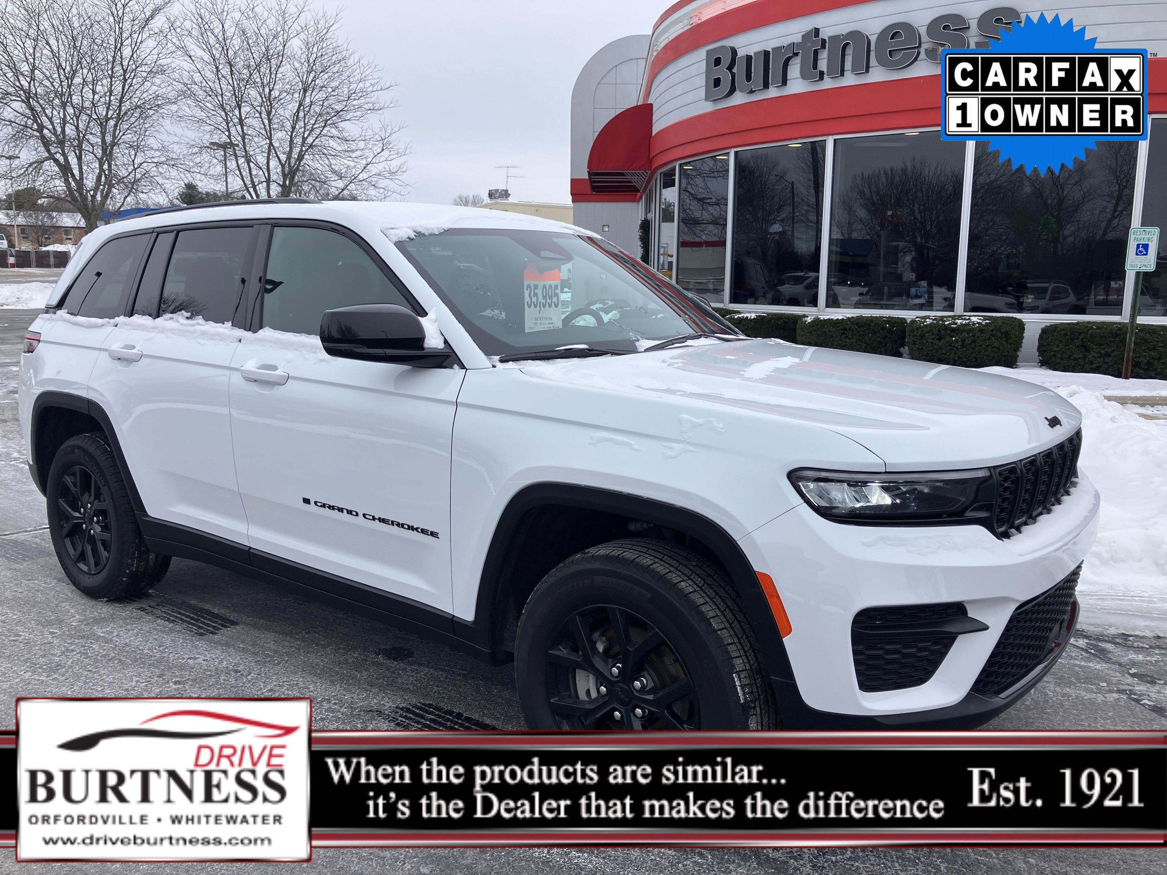 Used 2024 Jeep Grand Cherokee Altitude image 15