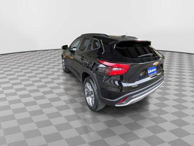 Used 2024 Chevrolet Trax LT FWD image 6