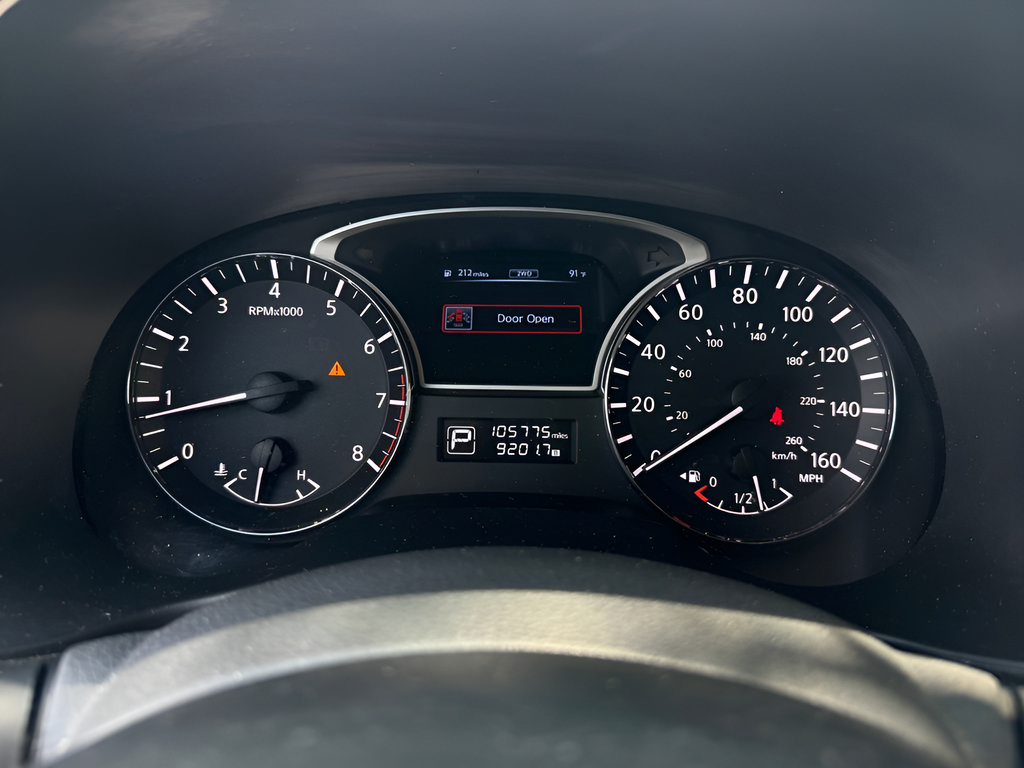 Used 2014 Nissan Pathfinder SL w/ SL Tech Package AWD/4WD image 19
