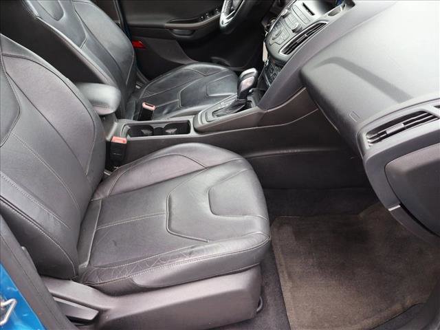 Used 2015 Ford Focus SE w/ Equipment Group 201A FWD image 27