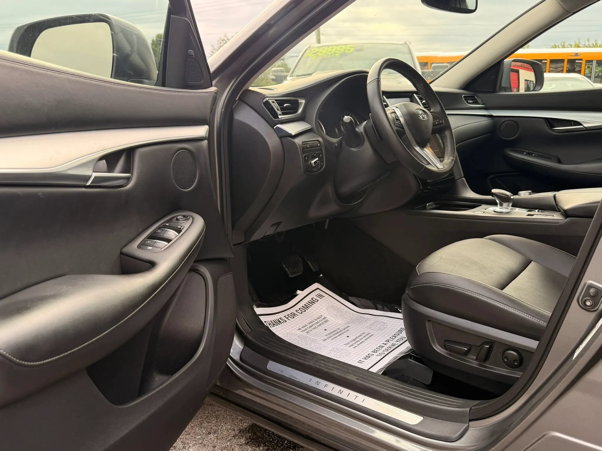 Used 2020 INFINITI QX50 Luxe FWD image 7