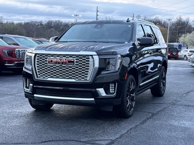 Used 2023 GMC Yukon Denali w/ LPO, Floor Liner Package image 17