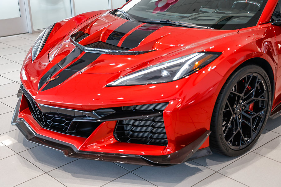 Used 2026 Chevrolet Corvette ZR1 w/ ZR1 Carbon Fiber Aero Package RWD image 7