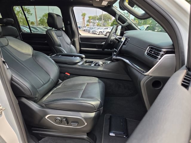 Used 2024 Jeep Wagoneer 2WD w/ Premium Group I image 21