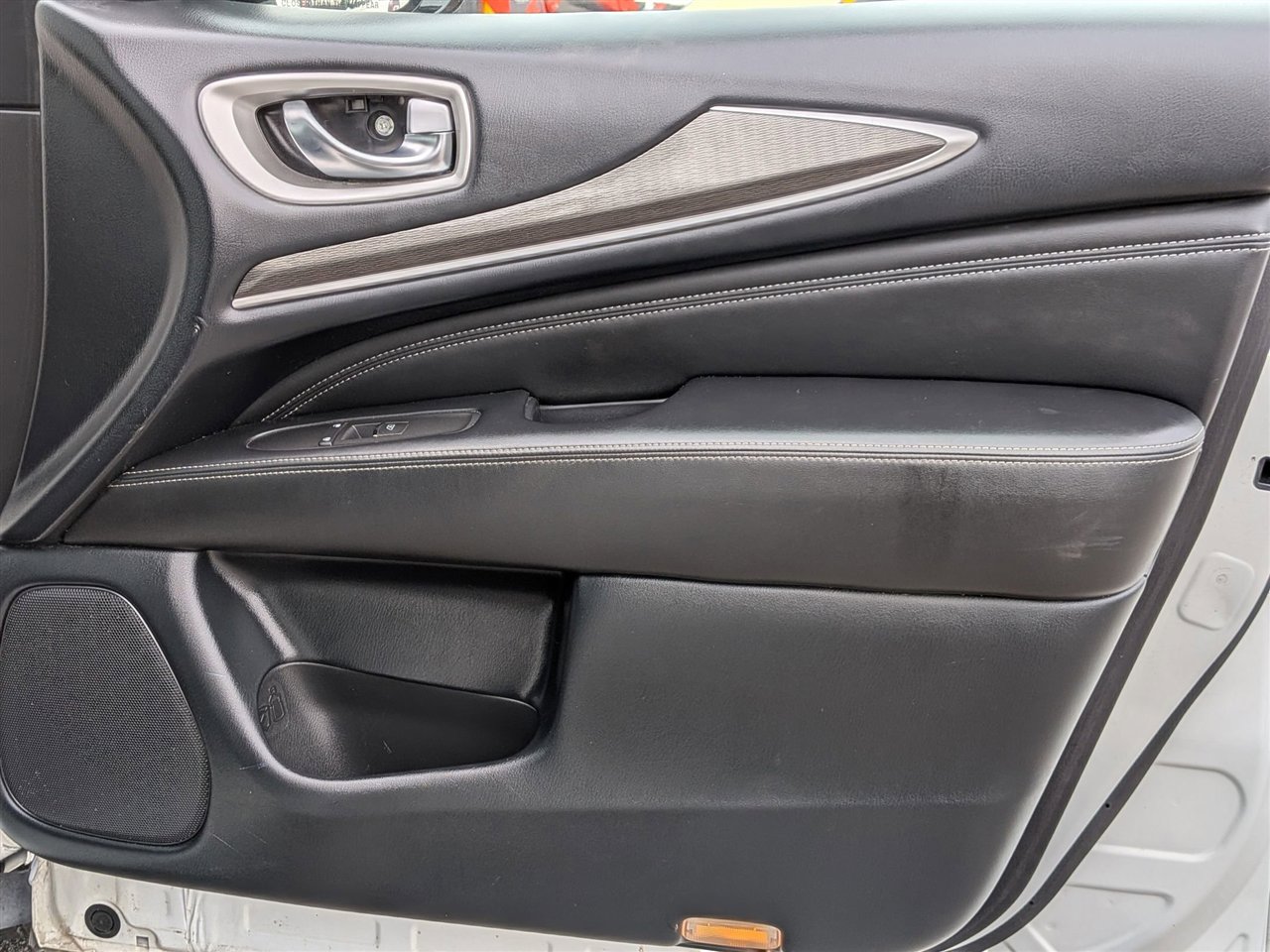 Used 2016 INFINITI QX60 AWD w/ Premium Plus Package image 34