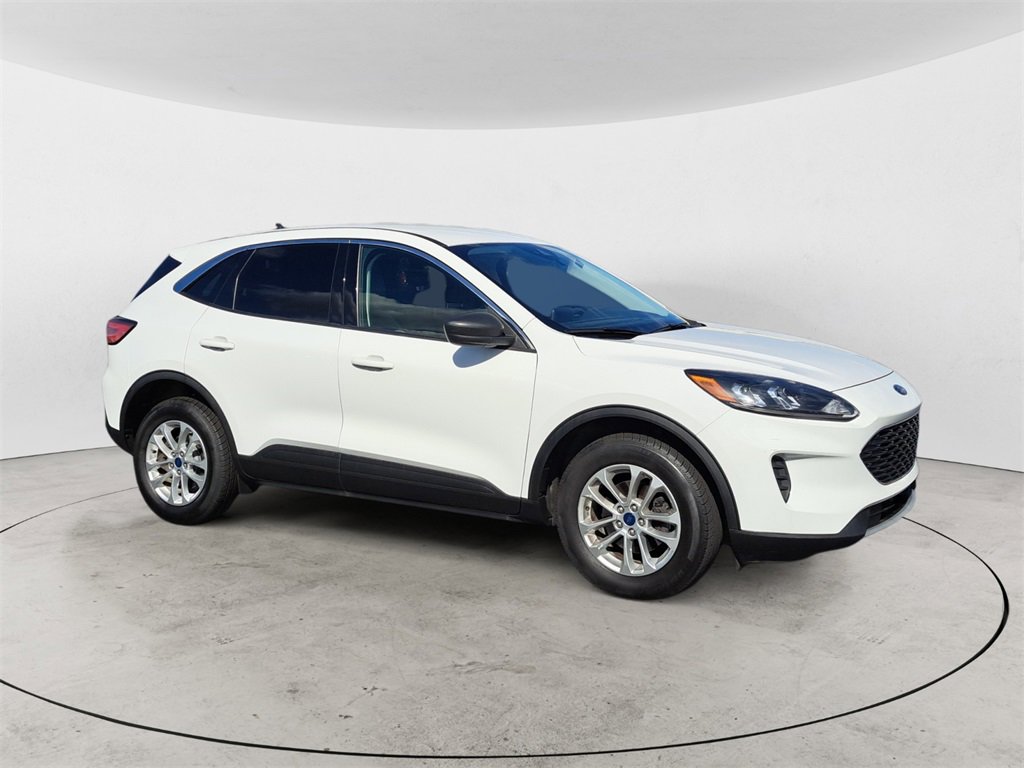 Used 2022 Ford Escape SE