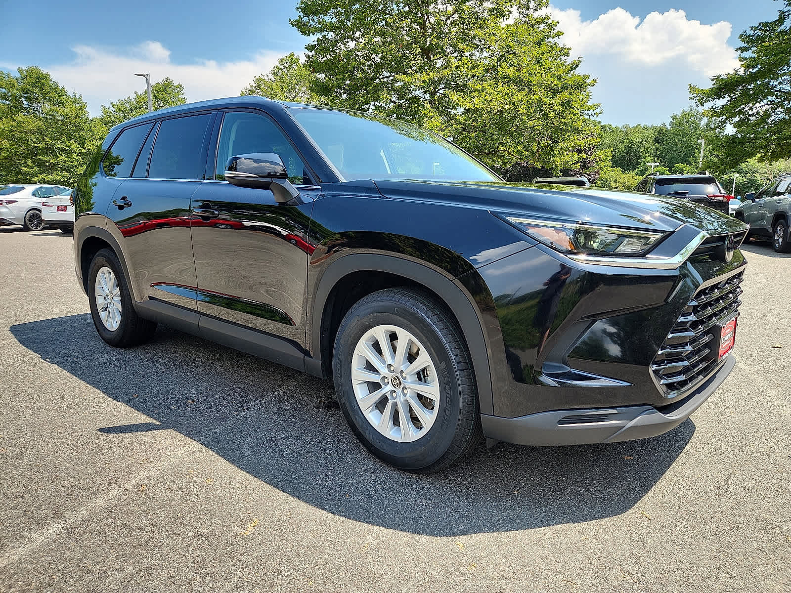 Certified 2024 Toyota Grand Highlander XLE image 4