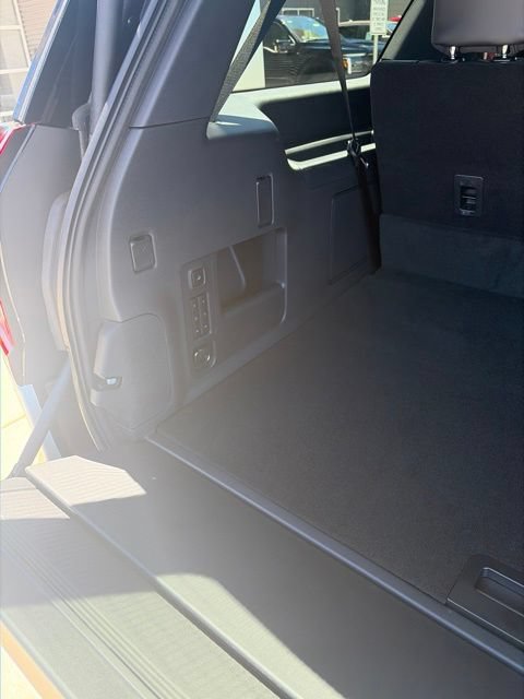 New 2026 Ford Expedition Max Platinum w/ Stealth Appearance Package AWD/4WD image 12