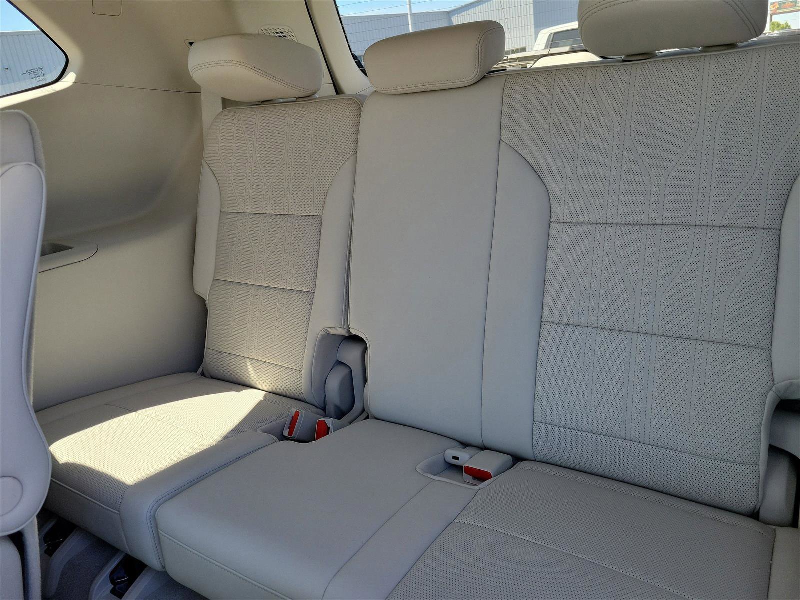 New 2026 Buick Enclave Avenir w/ Super Cruise Package image 15